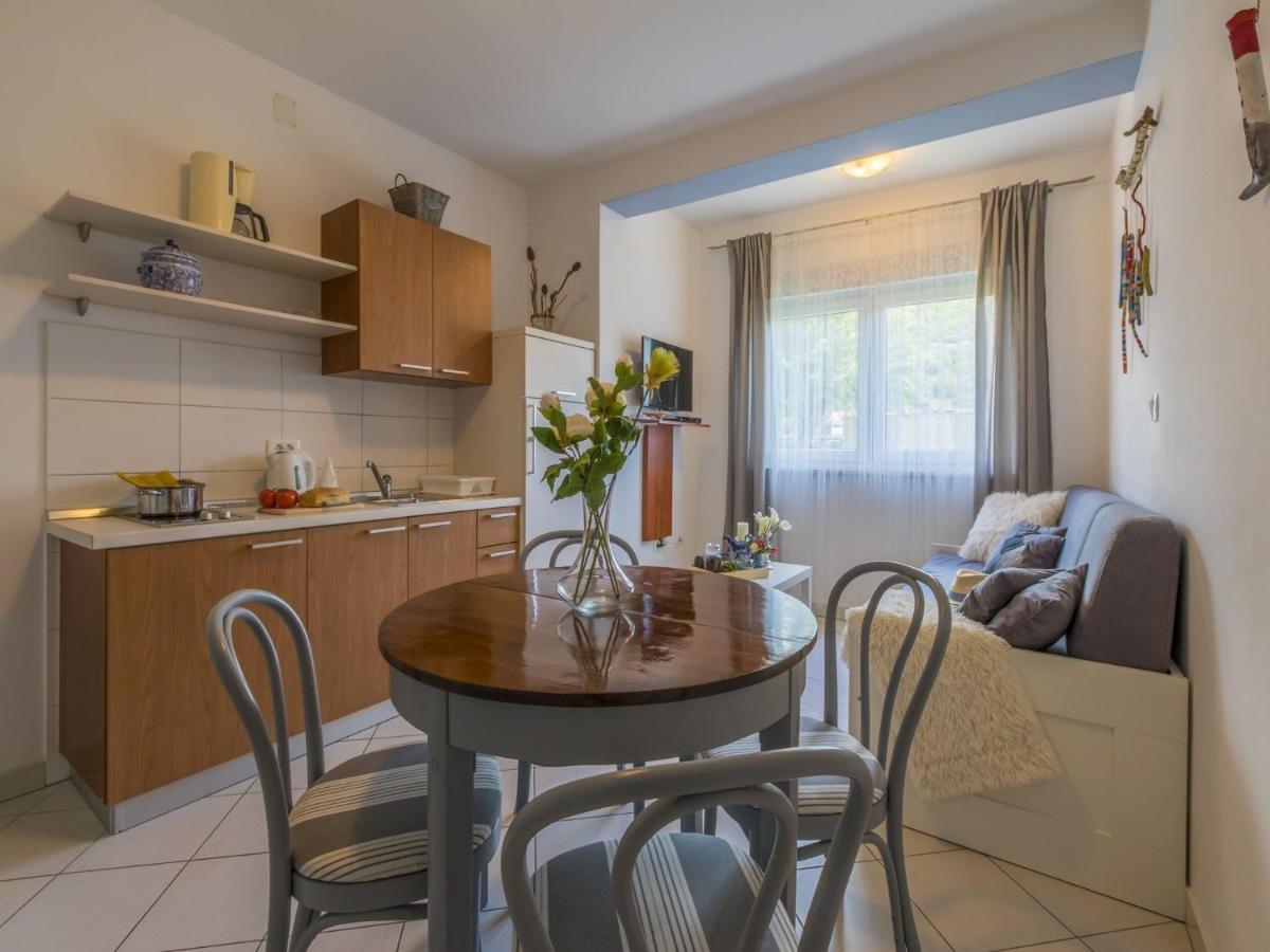 Apartments Rabbit Crikvenica Esterno foto